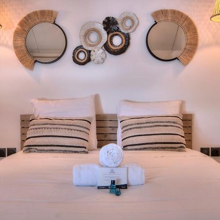 Apt - 4 Pers - Petit Duc - Renove - 44M² - Centre De Mont Rocquefeuil - Saint-Gilles-les Bains Dış mekan fotoğraf