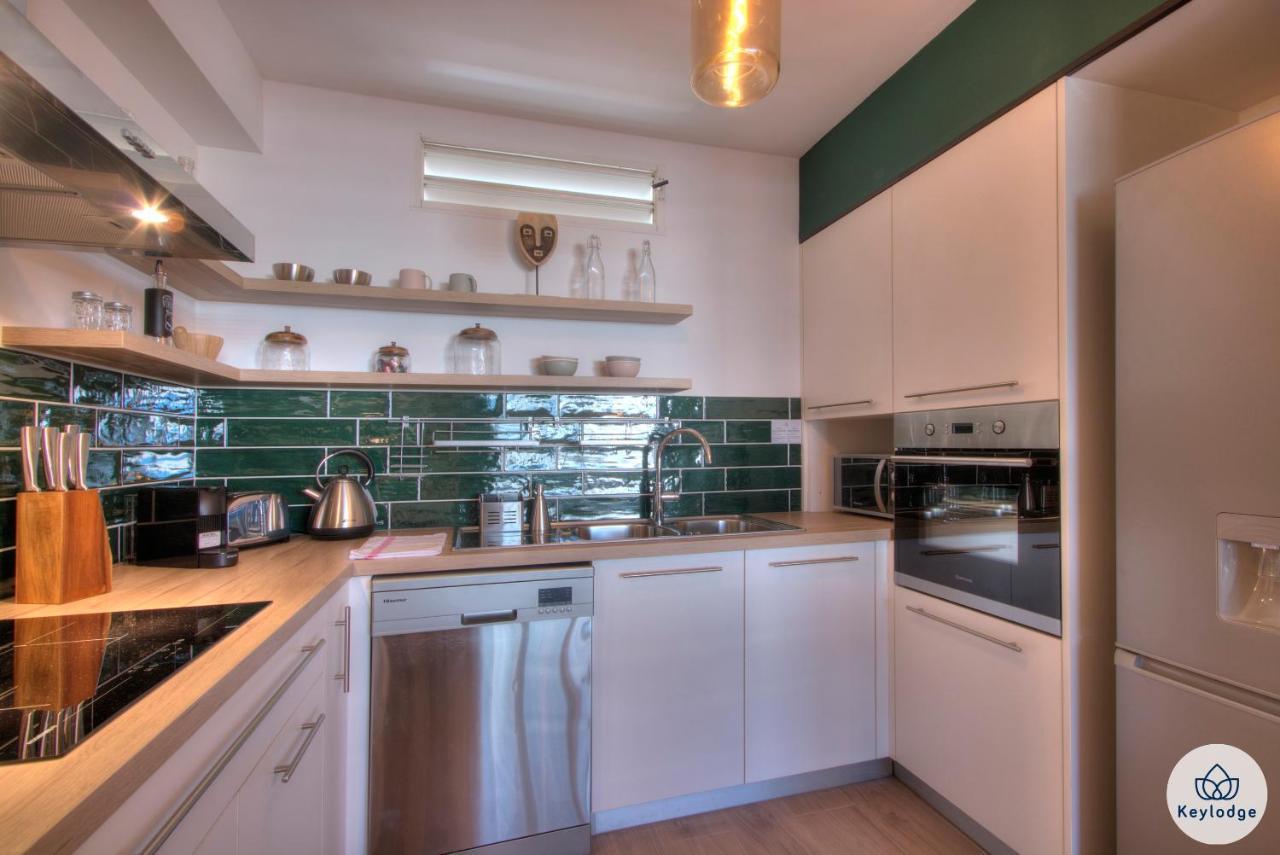 Apt - 4 Pers - Petit Duc - Renove - 44M² - Centre De Mont Rocquefeuil - Saint-Gilles-les Bains Dış mekan fotoğraf