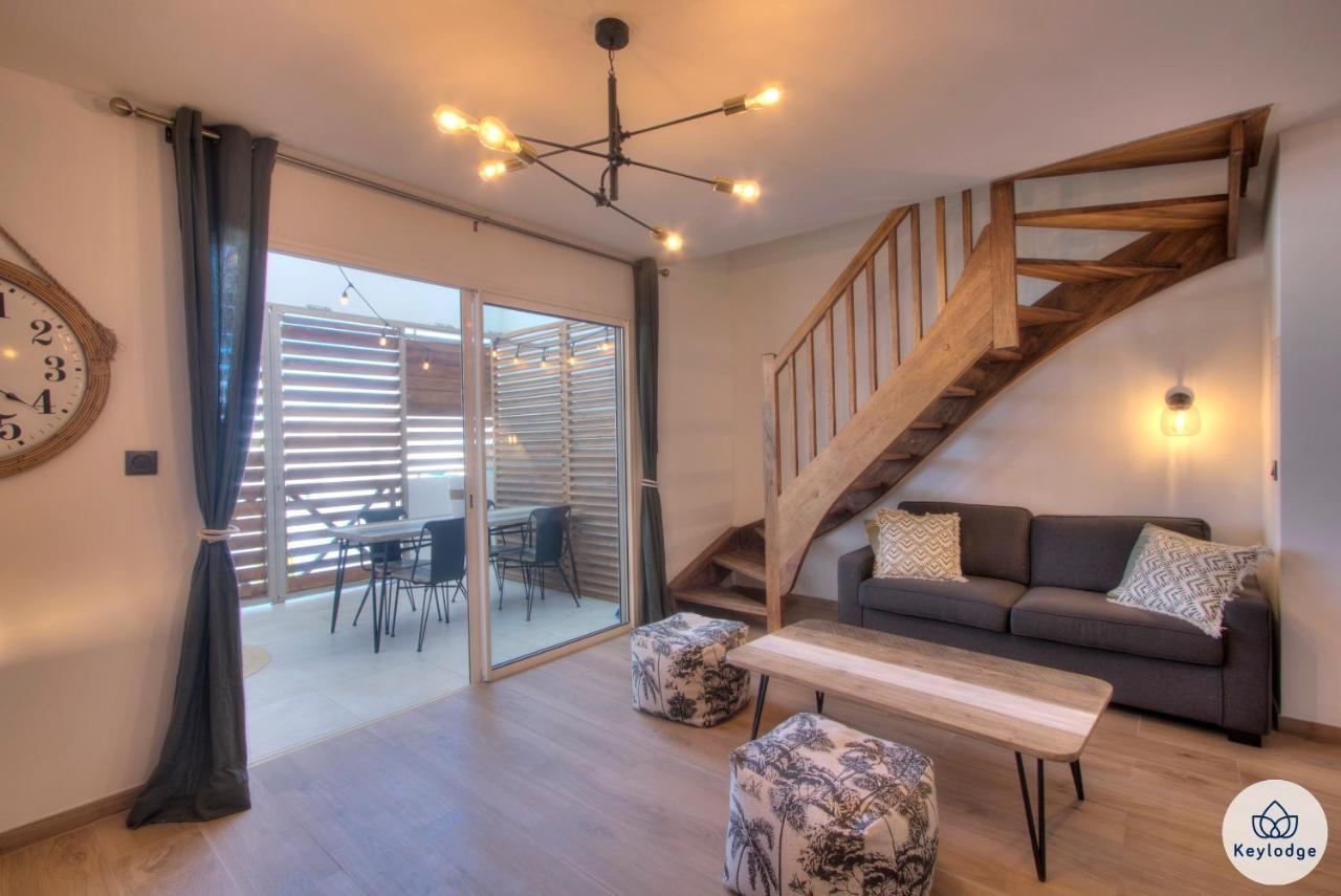 Apt - 4 Pers - Petit Duc - Renove - 44M² - Centre De Mont Rocquefeuil - Saint-Gilles-les Bains Dış mekan fotoğraf